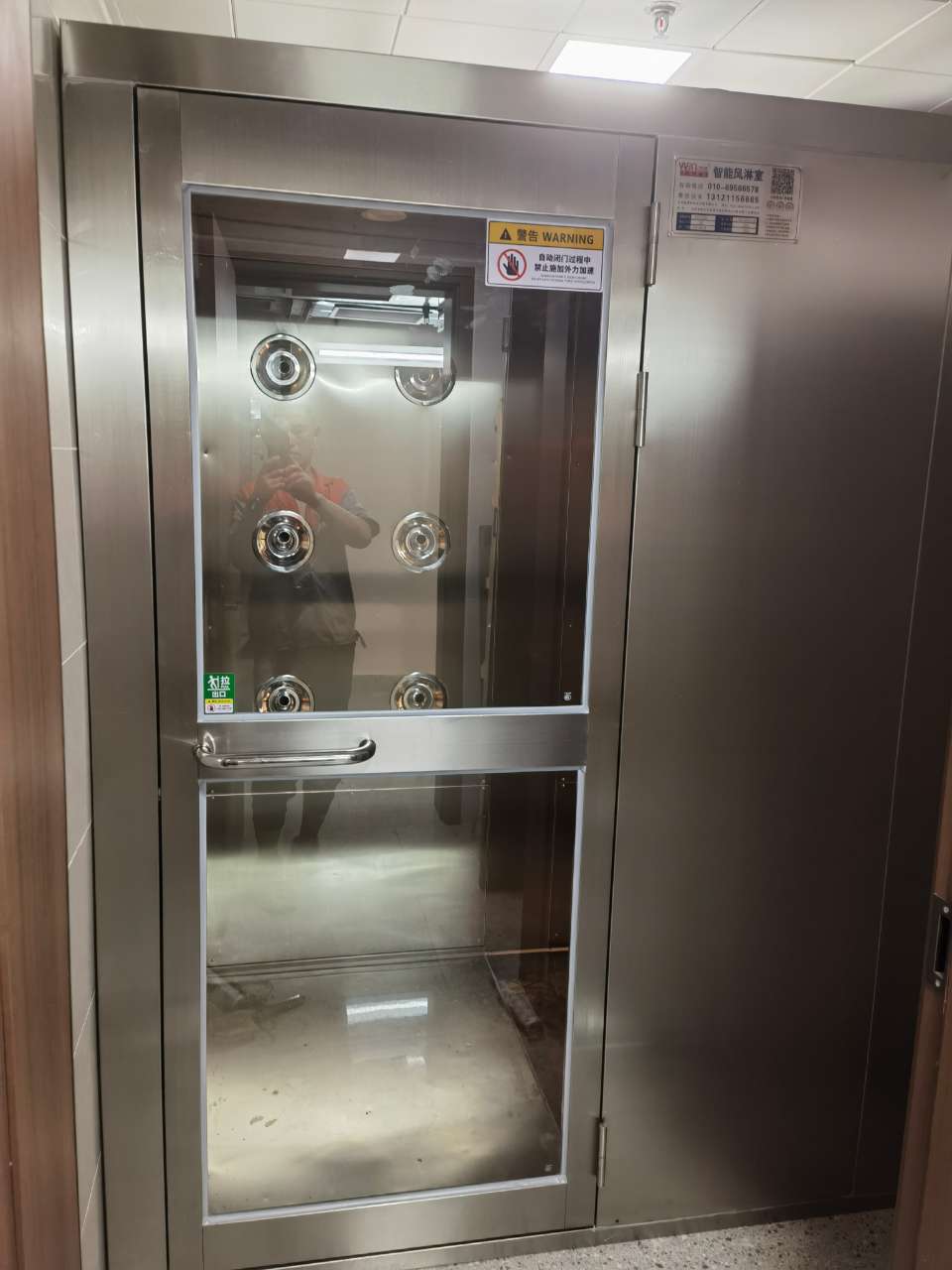 山東展翊工程設備有限公司風淋室安裝